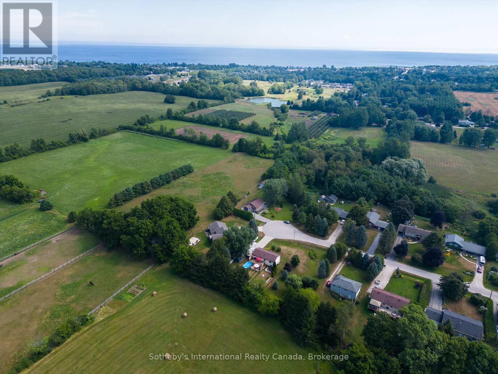 140 Greenfield Drive, Meaford, Ontario  N4L 1W6 - Photo 48 - X12344307
