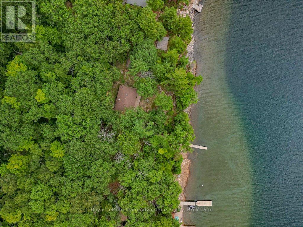 32 Island 65c, Carling, Ontario  P0G 1G0 - Photo 13 - X12344320