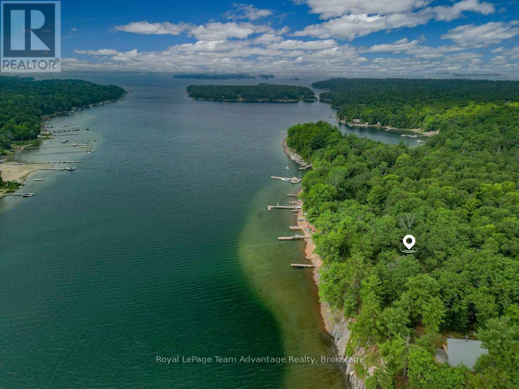 32 Island 65c, Carling, Ontario  P0G 1G0 - Photo 15 - X12344320