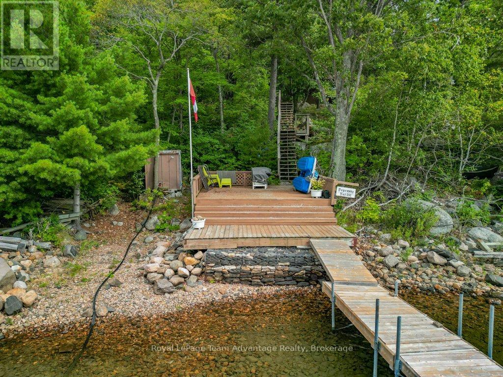 32 Island 65c, Carling, Ontario  P0G 1G0 - Photo 7 - X12344320