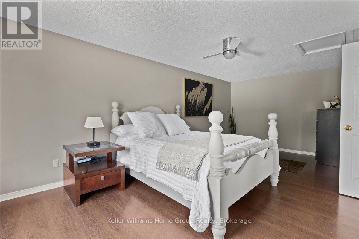 212 Inglis Street, North Dumfries, Ontario  N0B 1E0 - Photo 22 - X12344360