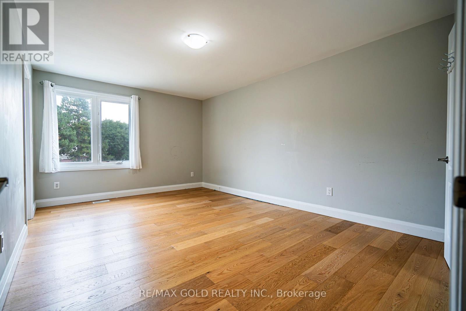 4032 Teakwood Drive, Mississauga (Creditview), Ontario  L5C 3T5 - Photo 25 - W12344195