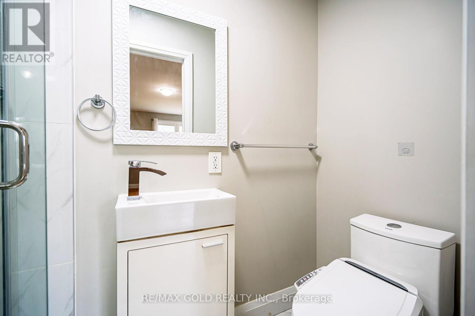 4032 Teakwood Drive, Mississauga (Creditview), Ontario  L5C 3T5 - Photo 28 - W12344195