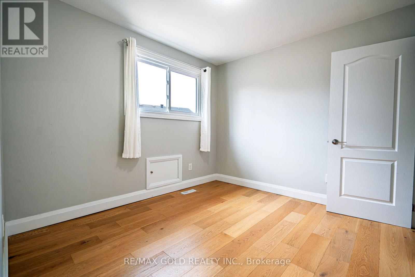 4032 Teakwood Drive, Mississauga (Creditview), Ontario  L5C 3T5 - Photo 31 - W12344195