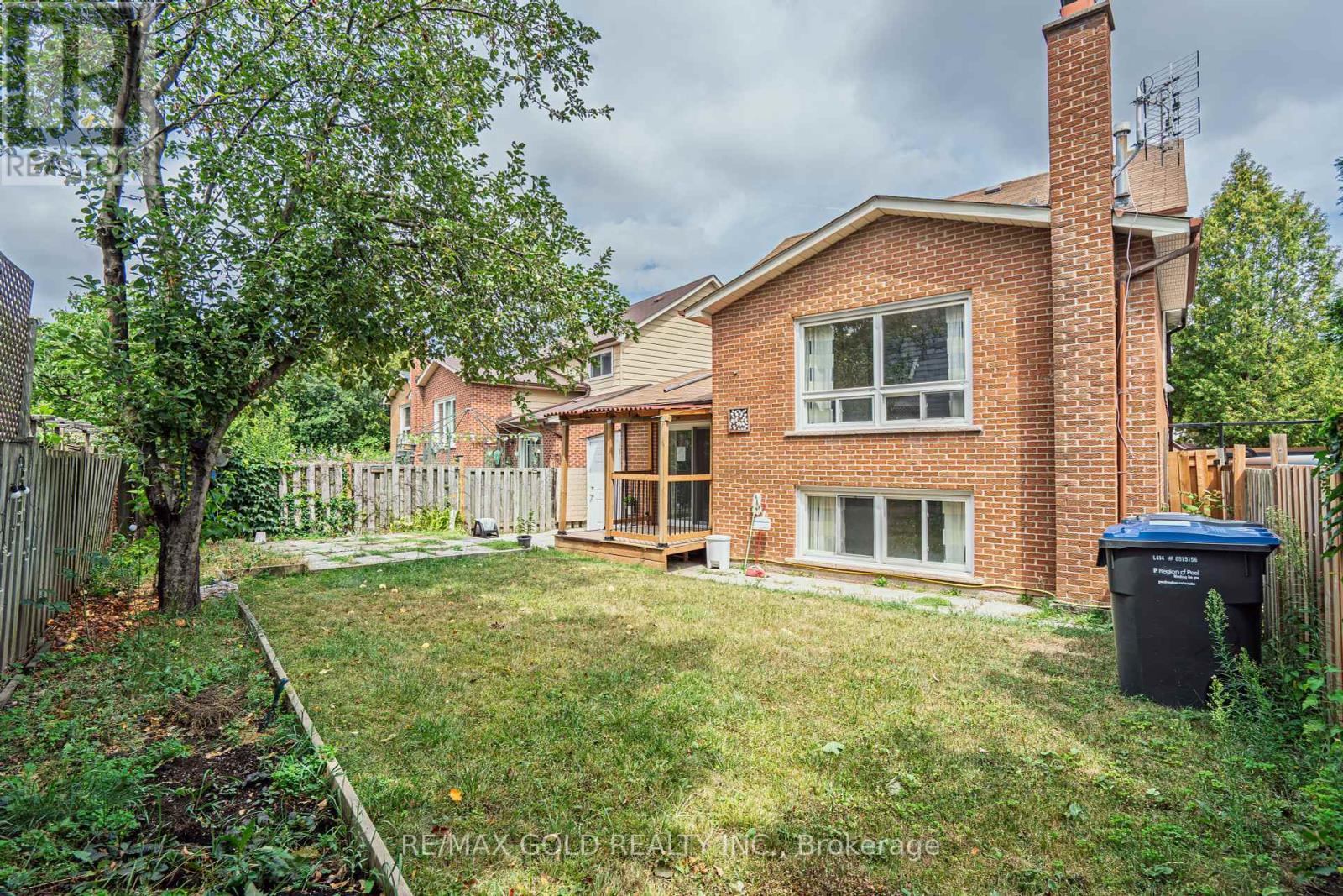 4032 Teakwood Drive, Mississauga (Creditview), Ontario  L5C 3T5 - Photo 39 - W12344195