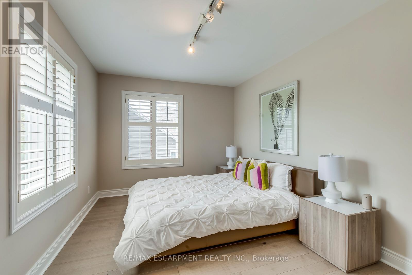48 Forsythe Street, Oakville (Co Central), Ontario  L6K 3J7 - Photo 30 - W12344211