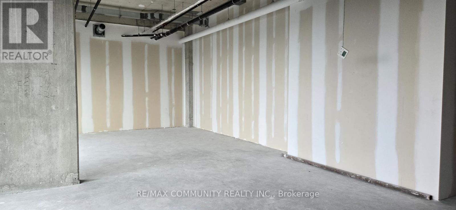 416 - 600 Dixon Road, Toronto, Ontario  M9W 1J1 - Photo 9 - W12344258