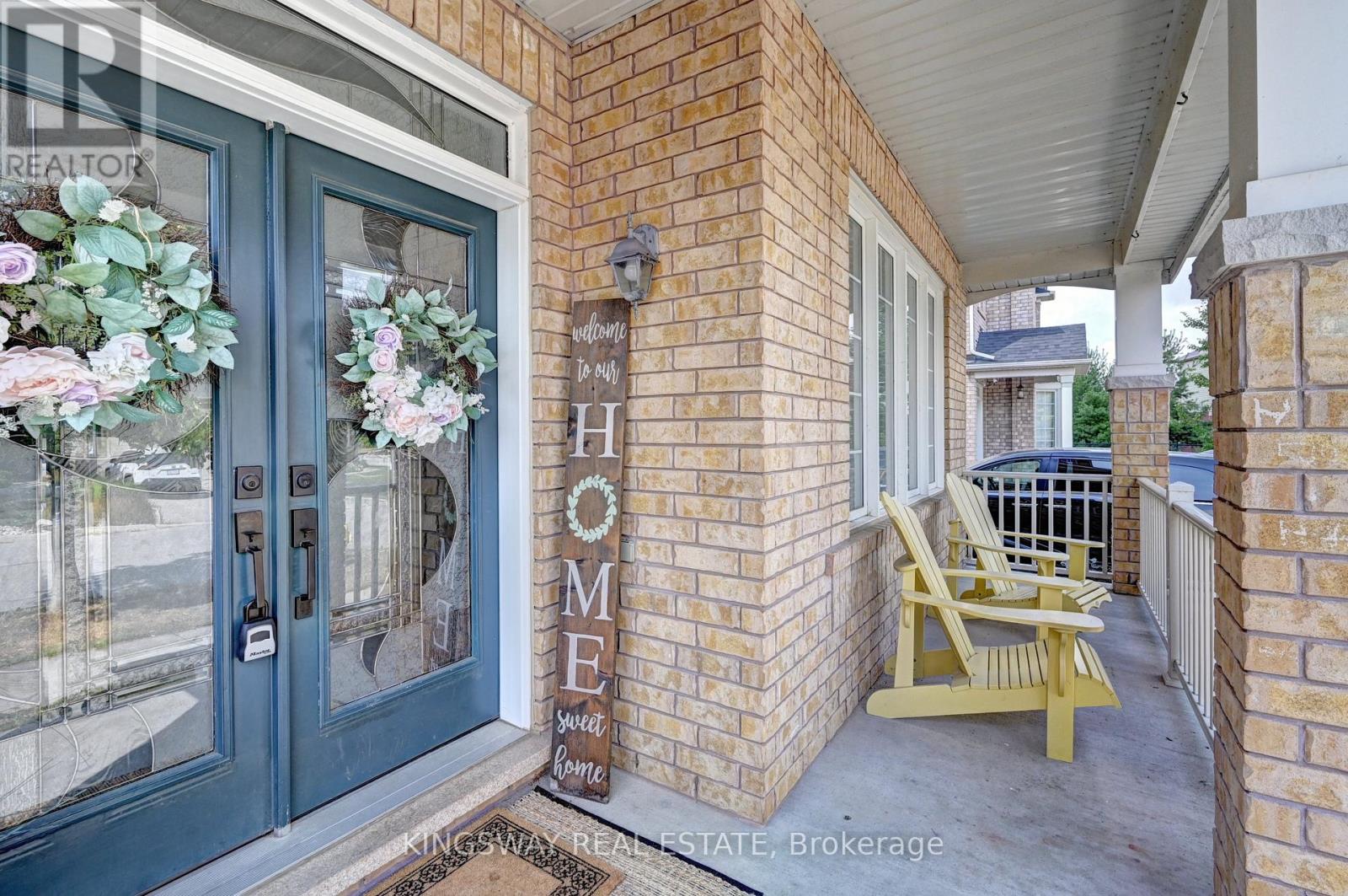 Property at 31 CHASE CRESCENT image 4