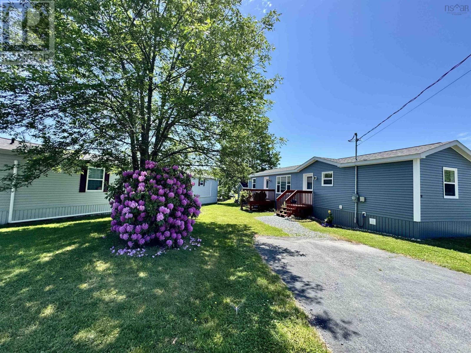 17 Gantry Road, Middle Sackville, Nova Scotia  B4E 1B7 - Photo 1 - 202515278
