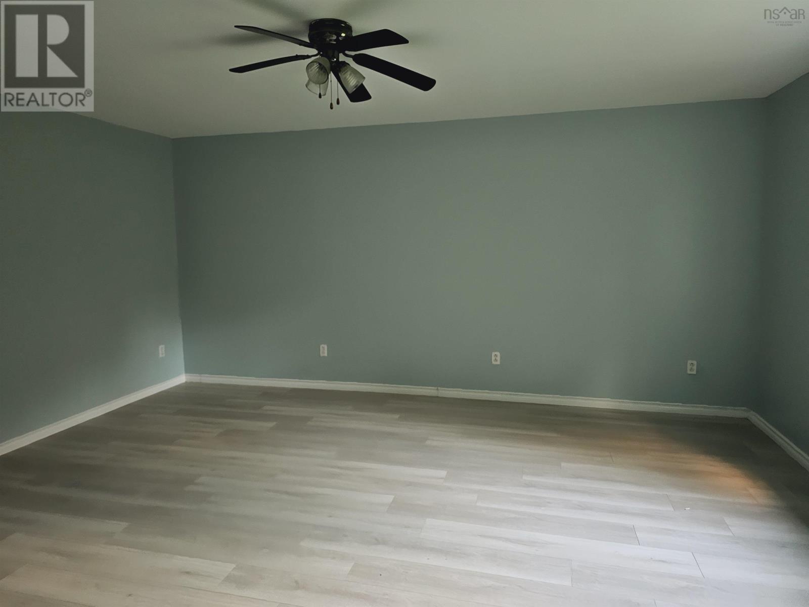 906 Point Aconi Road, Point Aconi, Nova Scotia  B1Y 1Z9 - Photo 18 - 202508144