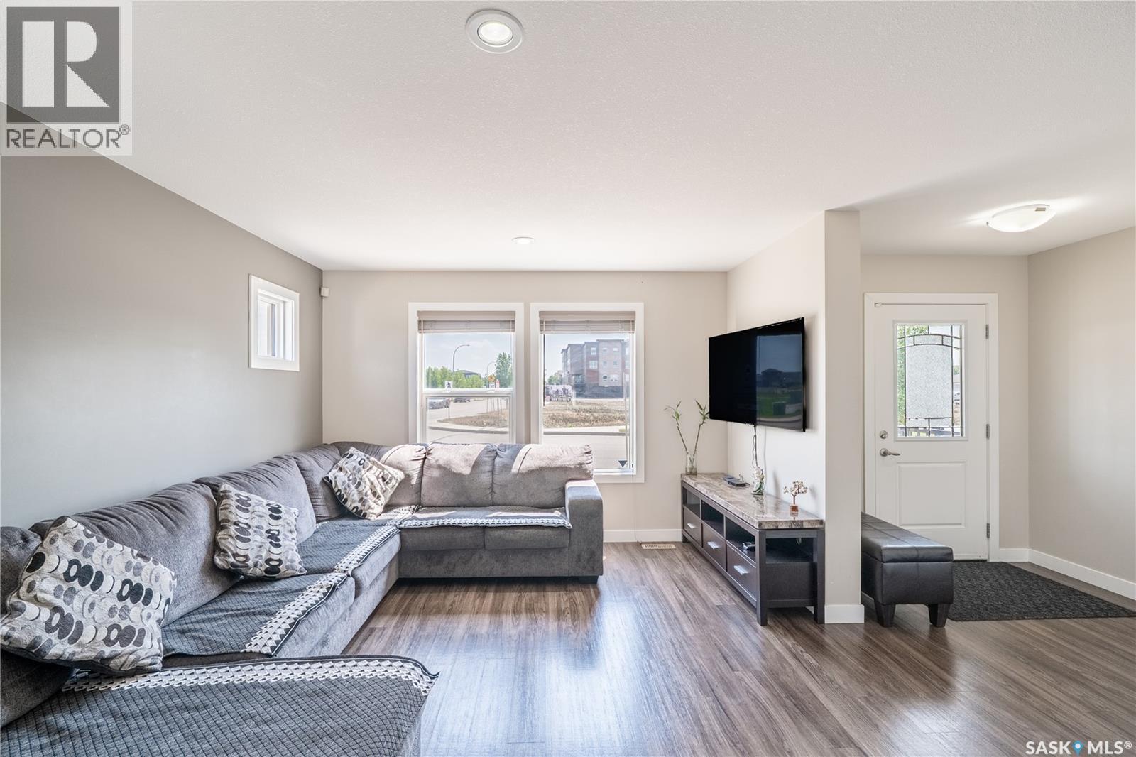 5500 Tutor Way, Regina, Saskatchewan  S4W 0N6 - Photo 8 - SK015576
