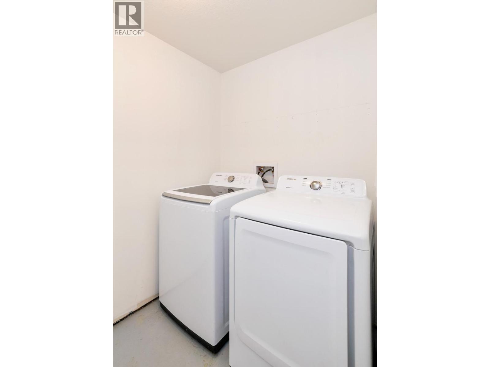 7468 Estate Drive, Anglemont, British Columbia  V0E 1M8 - Photo 26 - 10353996