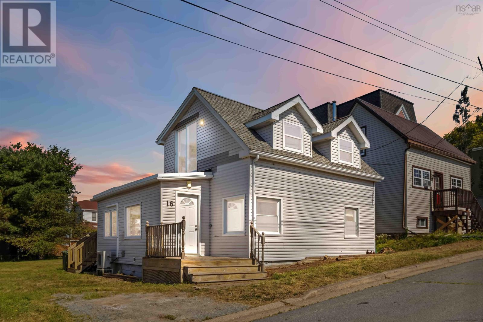 Property at 16 Stephen St image 1