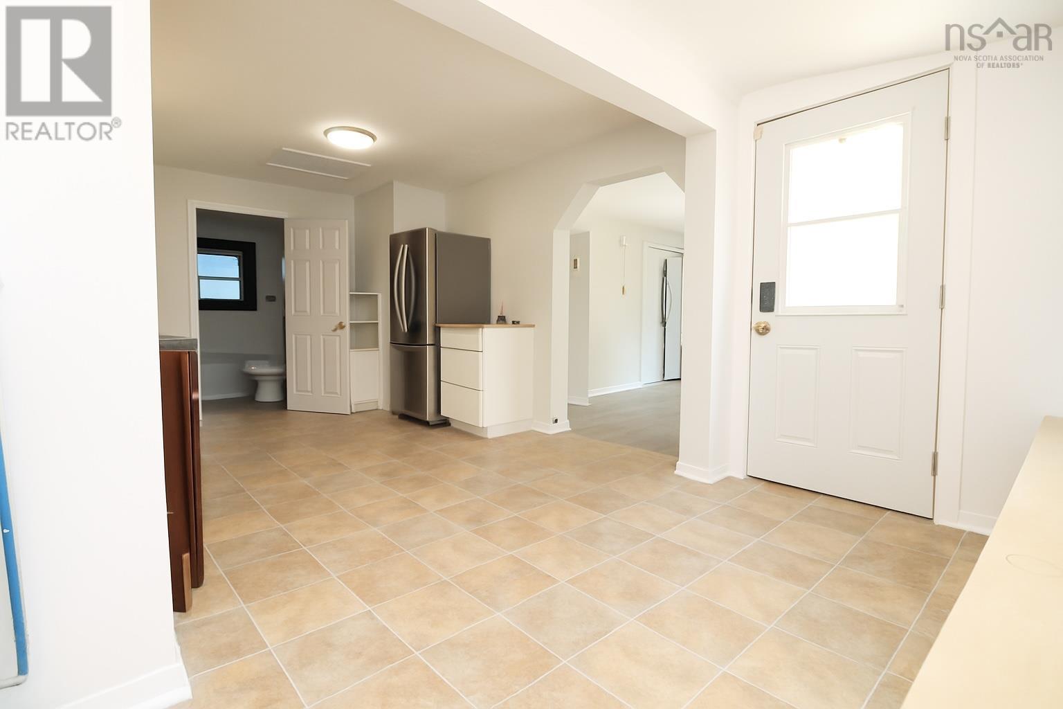 14 Autumn Drive, Spryfield, Nova Scotia  B3R 1H1 - Photo 8 - 202520292