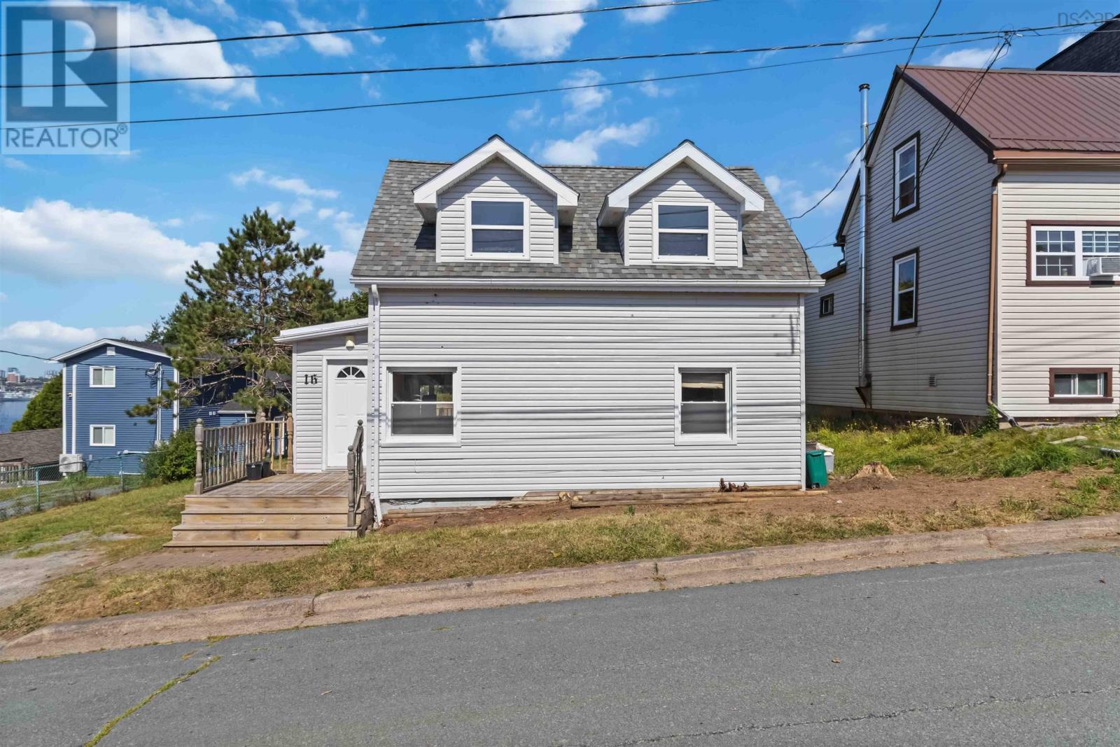 Property at 16 Stephen St image 3