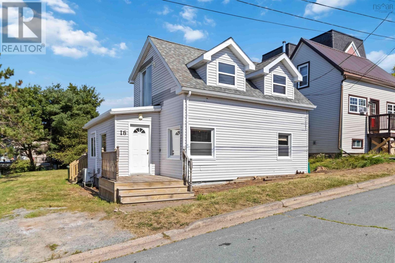 Property at 16 Stephen St image 4