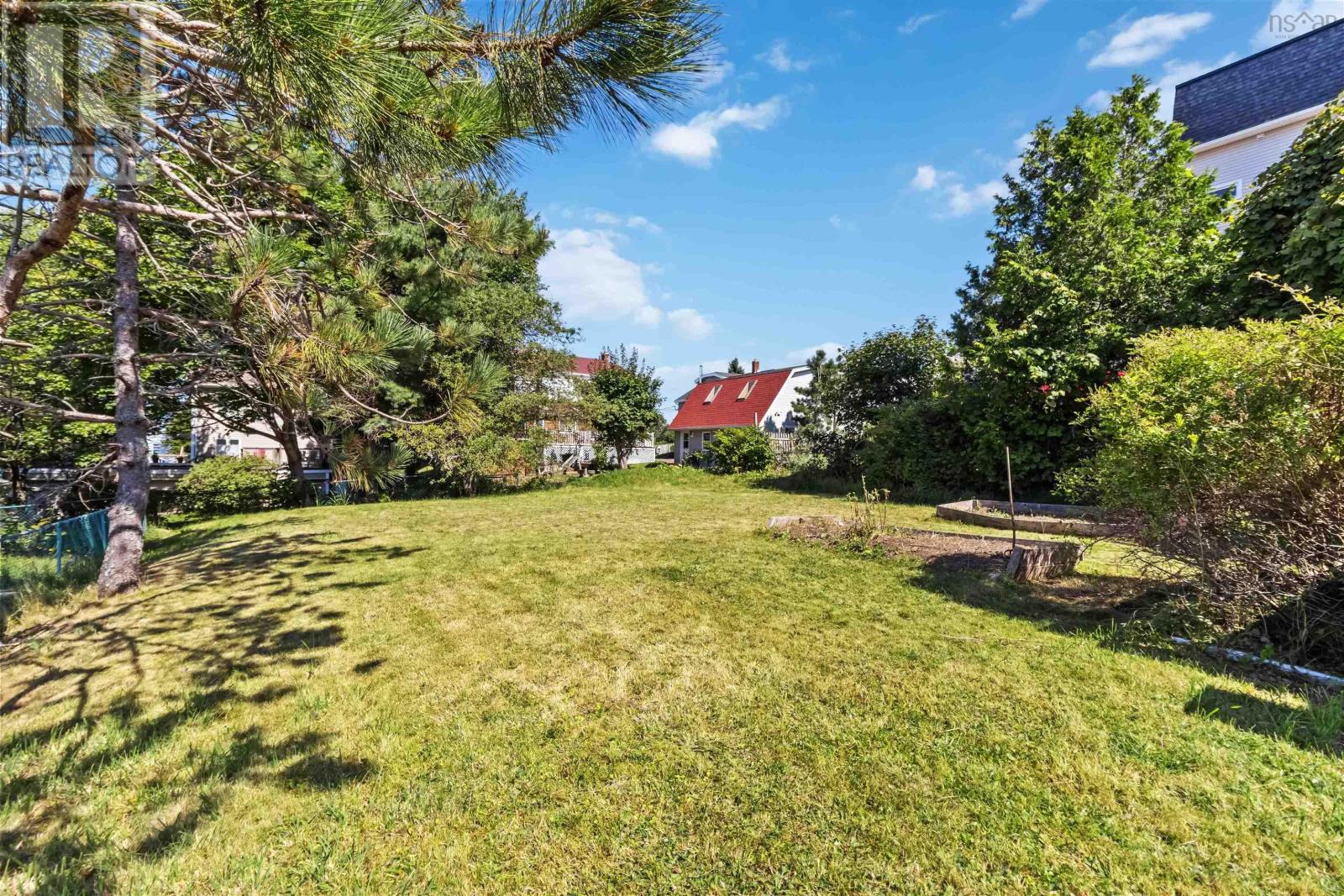 16 Stephen St, Dartmouth, Nova Scotia  B2Y 2L3 - Photo 33 - 202520395