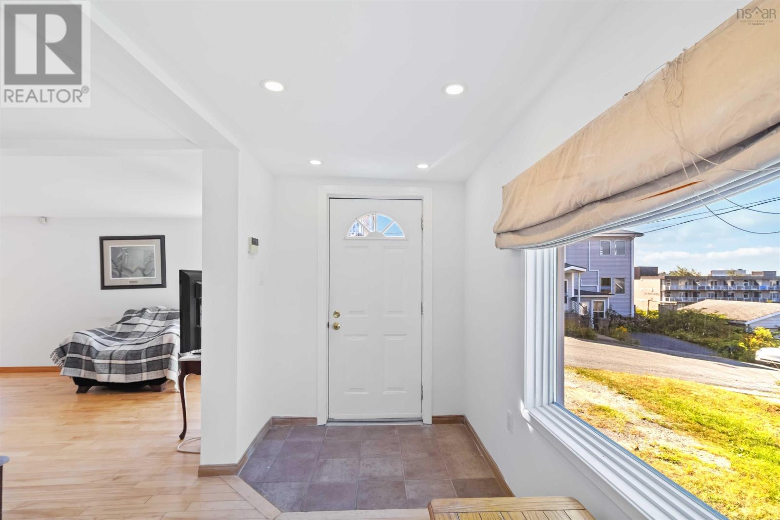 16 Stephen St, Dartmouth, Nova Scotia  B2Y 2L3 - Photo 6 - 202520395
