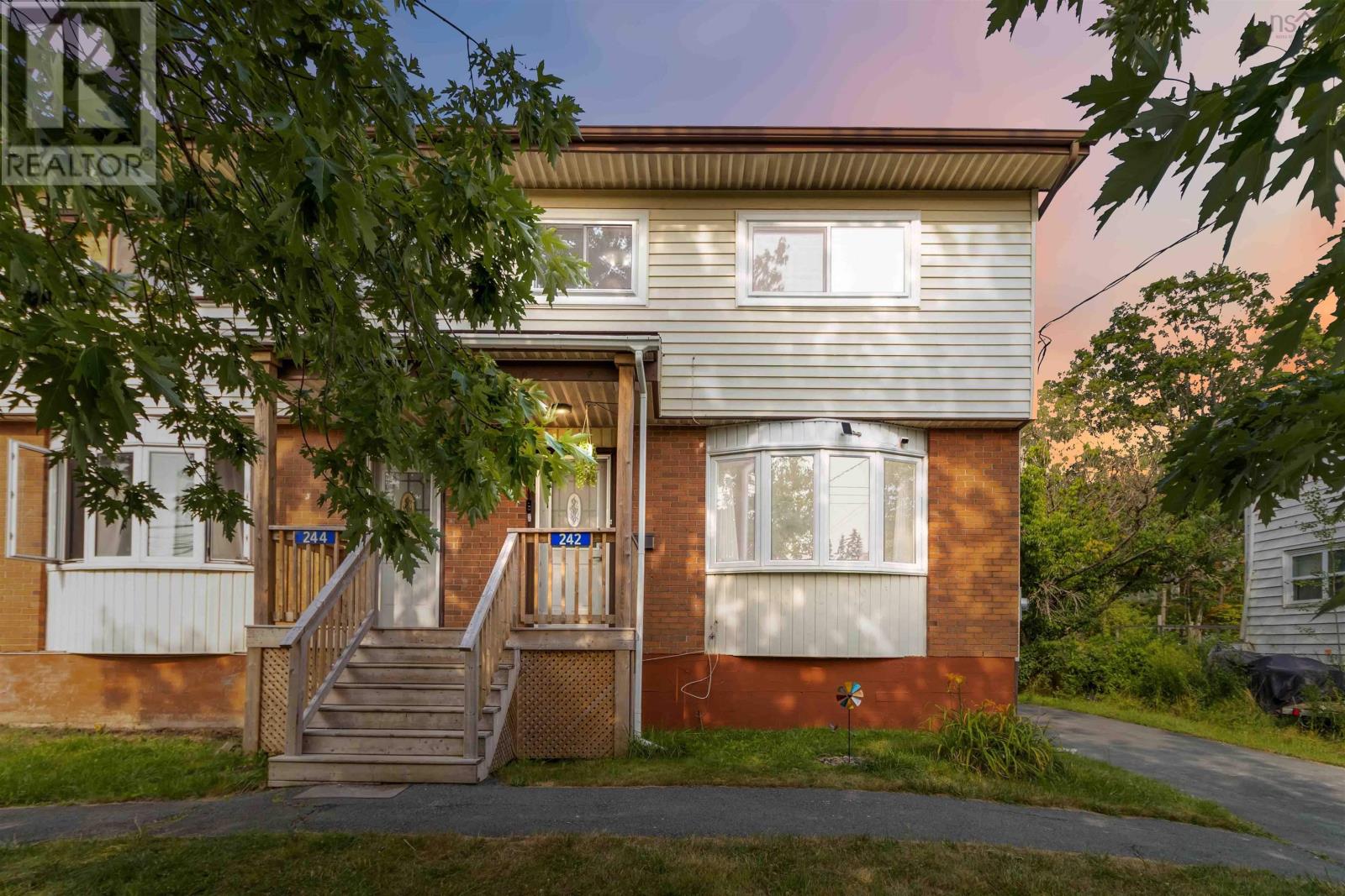 242 Spring Avenue, Dartmouth, Nova Scotia  B2W 1Y3 - Photo 1 - 202520485