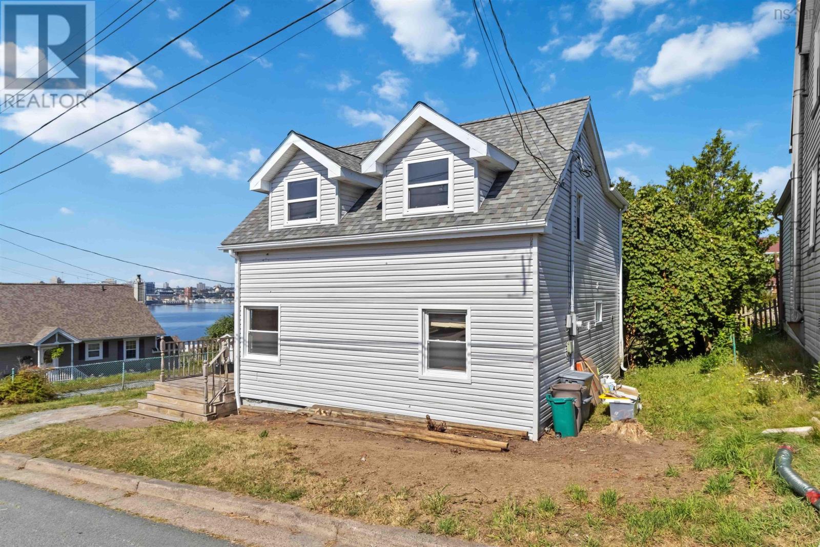 Property at 16 Stephen St image 2