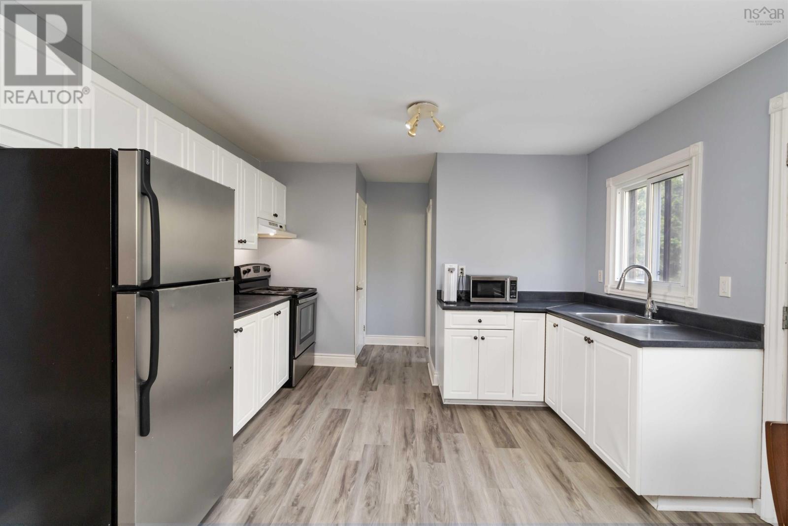 242 Spring Avenue, Dartmouth, Nova Scotia  B2W 1Y3 - Photo 13 - 202520485