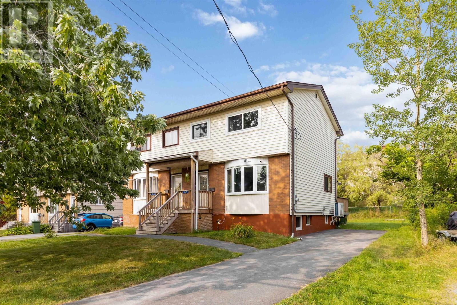 242 Spring Avenue, Dartmouth, Nova Scotia  B2W 1Y3 - Photo 2 - 202520485