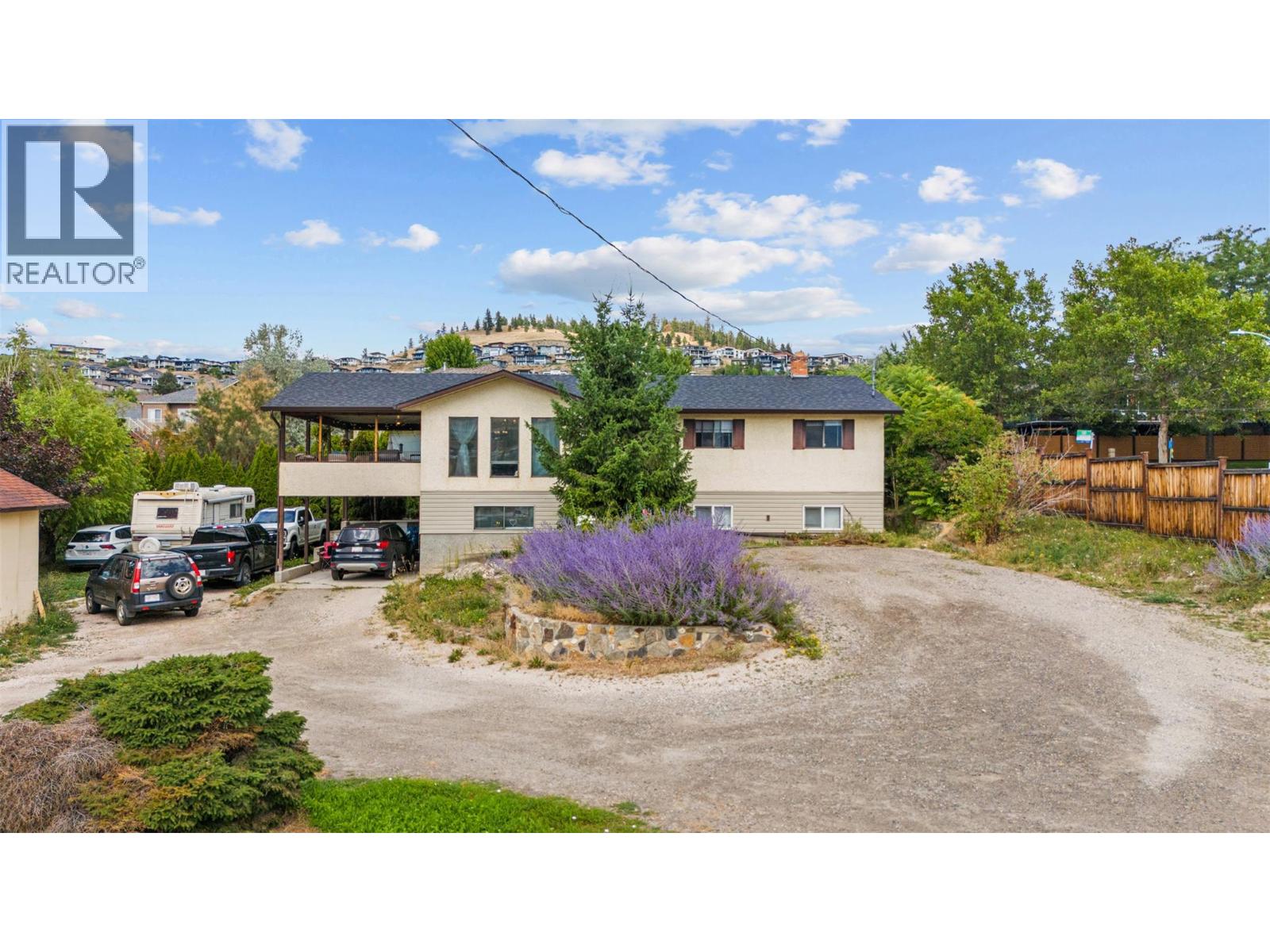 Property at 1584 Highway 33 E image 3