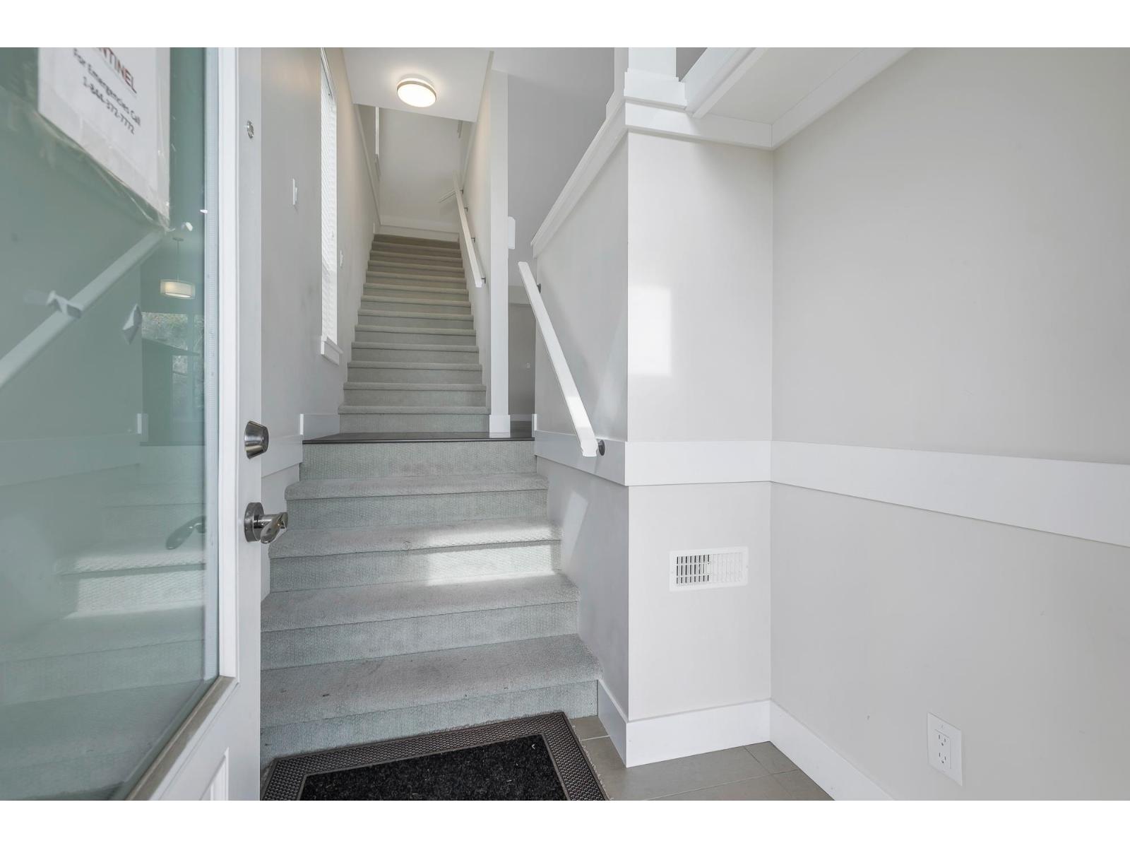12 36099 Waterleaf Place, Abbotsford, British Columbia  V3G 0G5 - Photo 4 - R3035905
