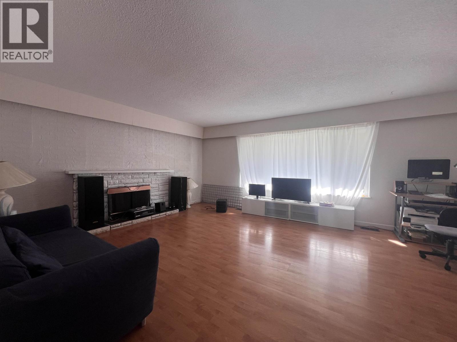 7566 Kraft Place, Burnaby, British Columbia  V5A 1Z6 - Photo 23 - R3035041