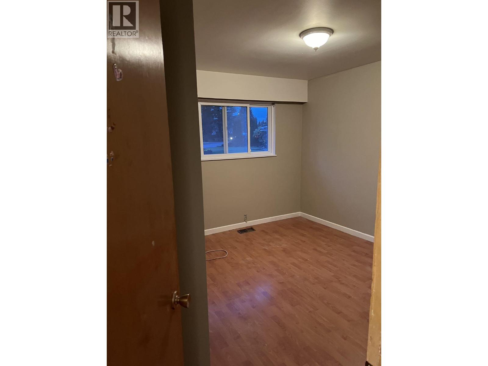 7566 Kraft Place, Burnaby, British Columbia  V5A 1Z6 - Photo 7 - R3035041