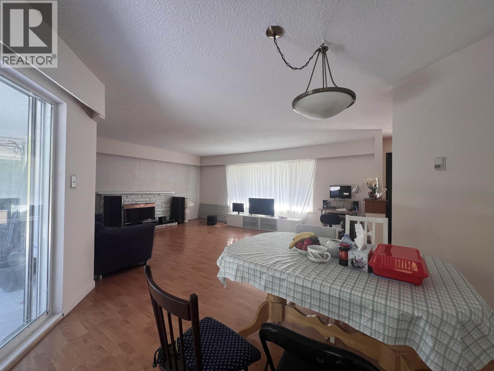 7566 Kraft Place, Burnaby, British Columbia  V5A 1Z6 - Photo 22 - R3035041