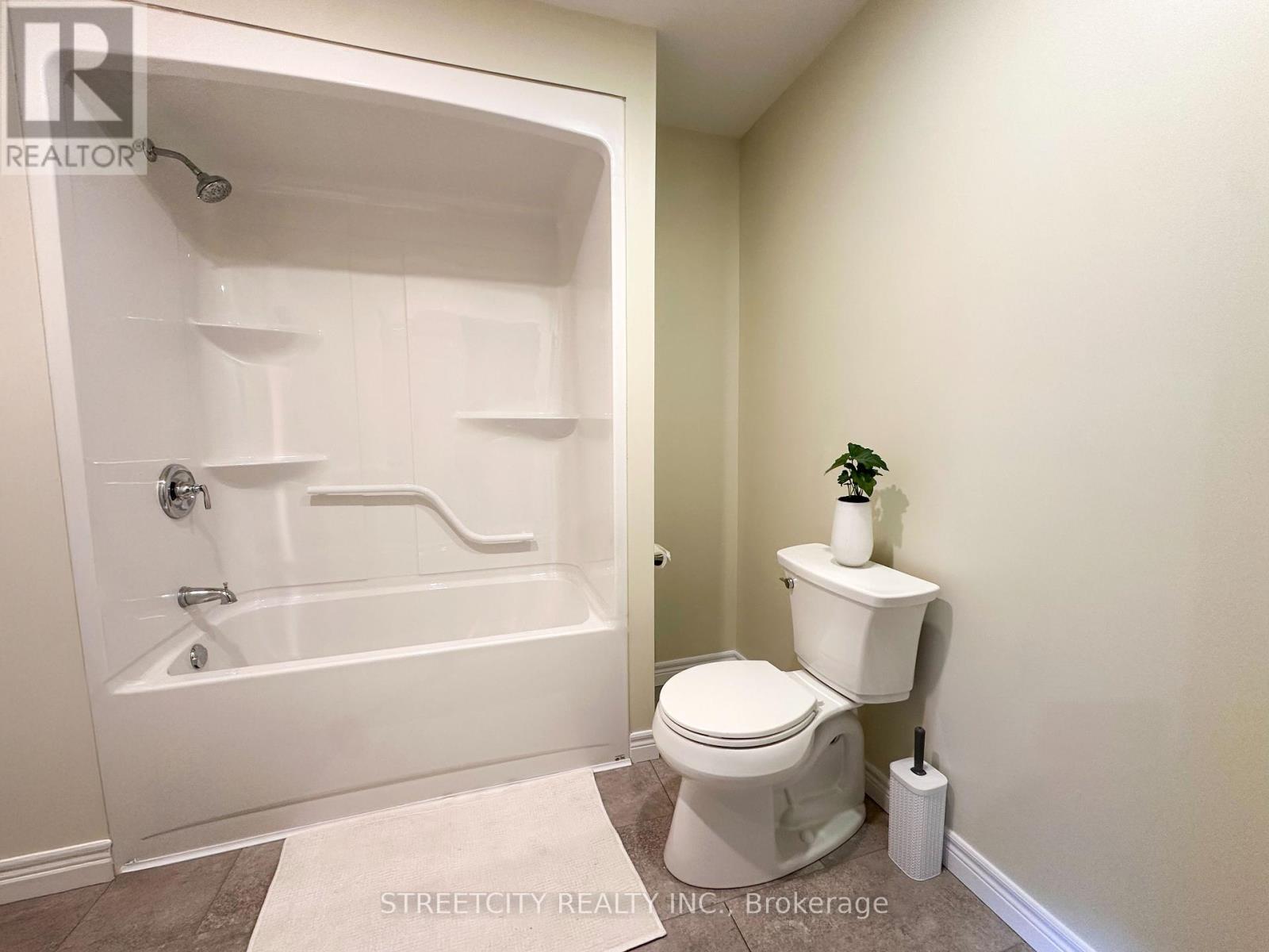 1578 Councillors Street, St. Clair, Ontario  N0N 1H0 - Photo 13 - X12344477