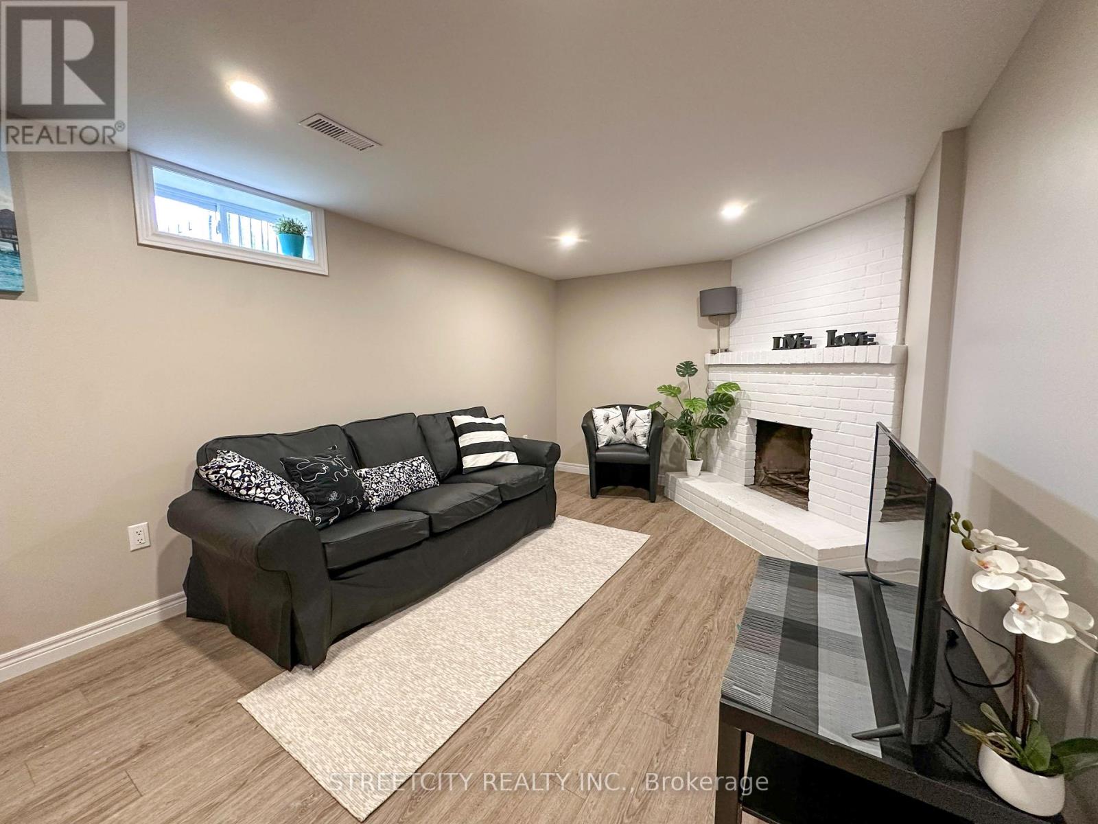 1578 Councillors Street, St. Clair, Ontario  N0N 1H0 - Photo 21 - X12344477