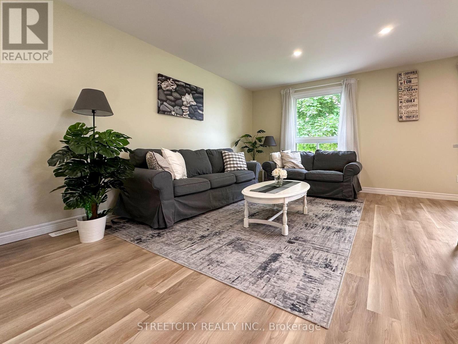 1578 Councillors Street, St. Clair, Ontario  N0N 1H0 - Photo 5 - X12344477