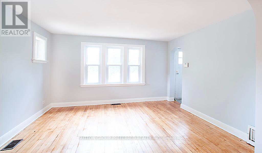 Property at 415 SPRINGBANK DRIVE image 3