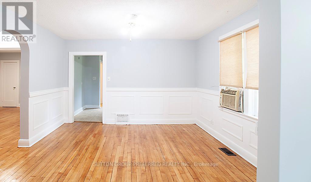 Property at 415 SPRINGBANK DRIVE image 4