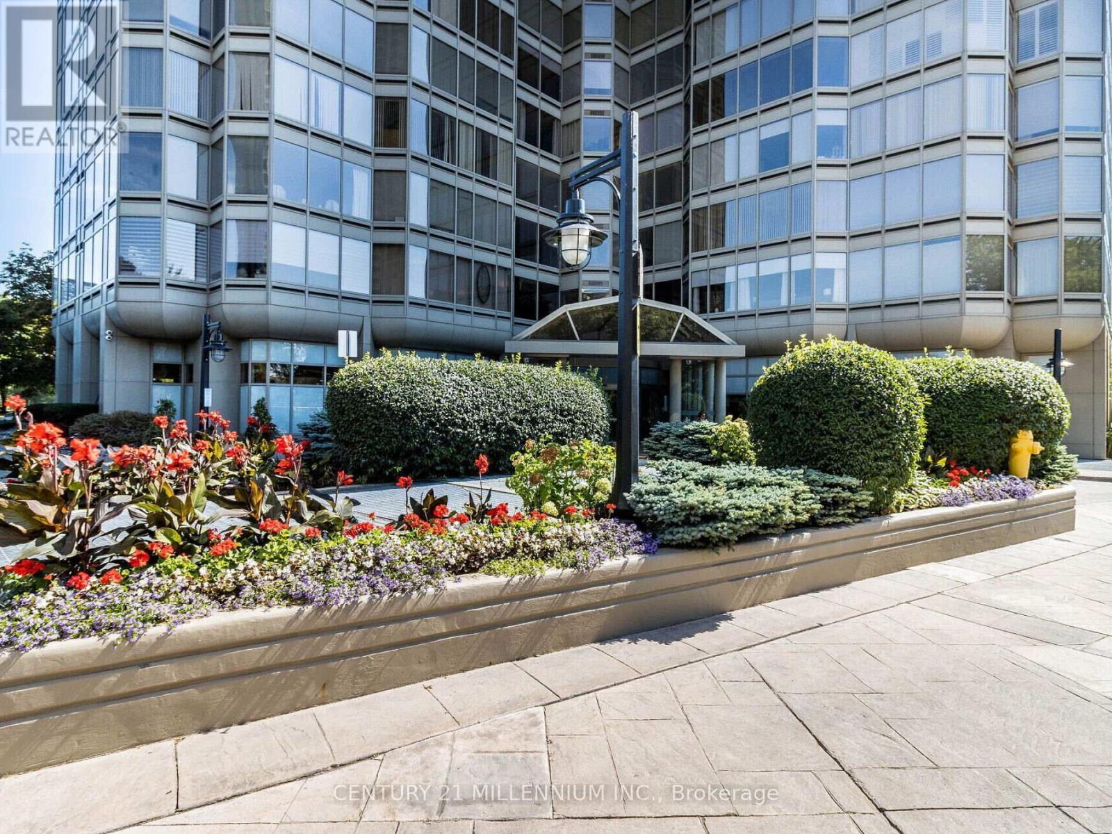 Property at 603 - 1 PALACE PIER COURT image 4
