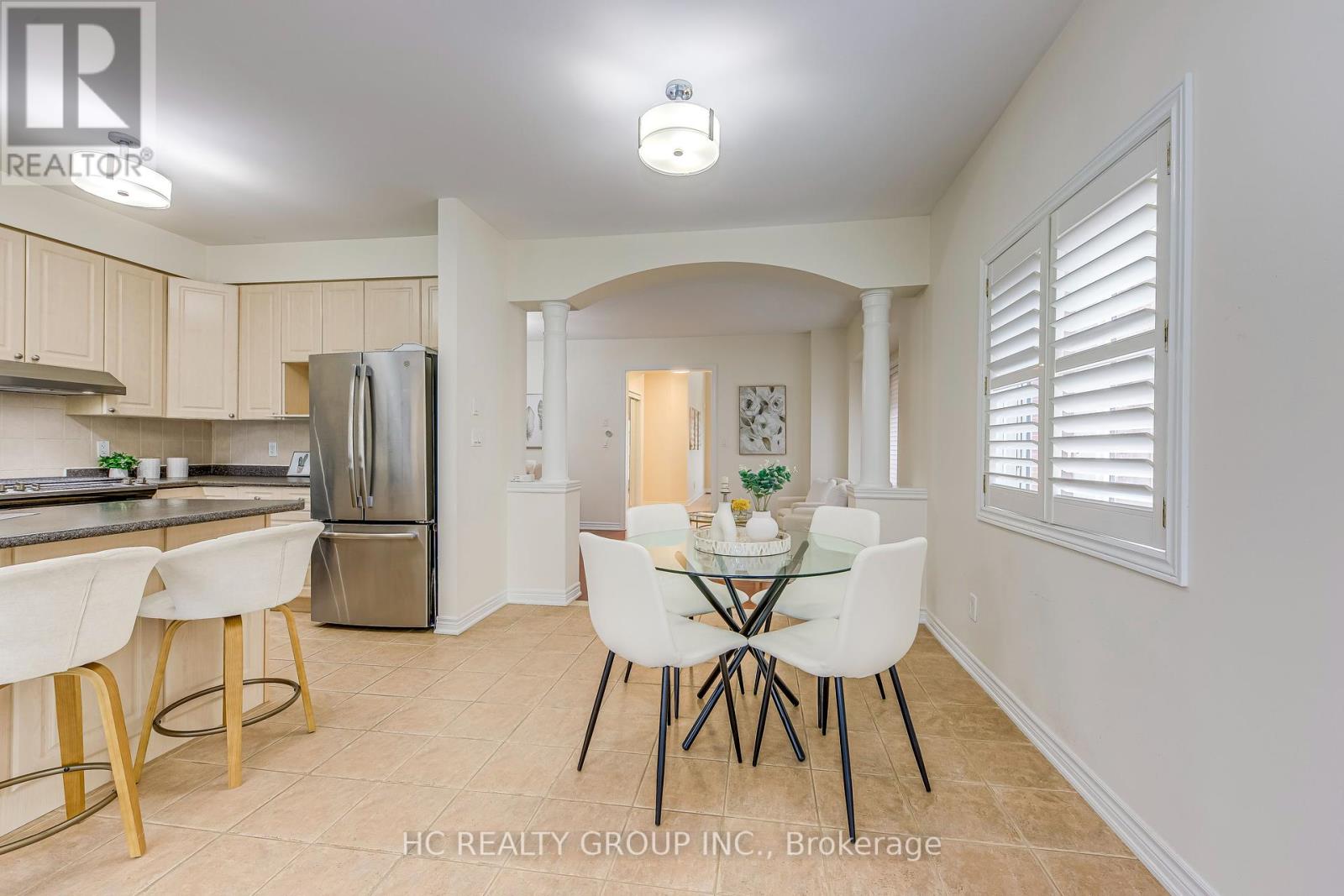 2436 Felhaber Crescent, Oakville, Ontario  L6H 7N8 - Photo 11 - W12344311