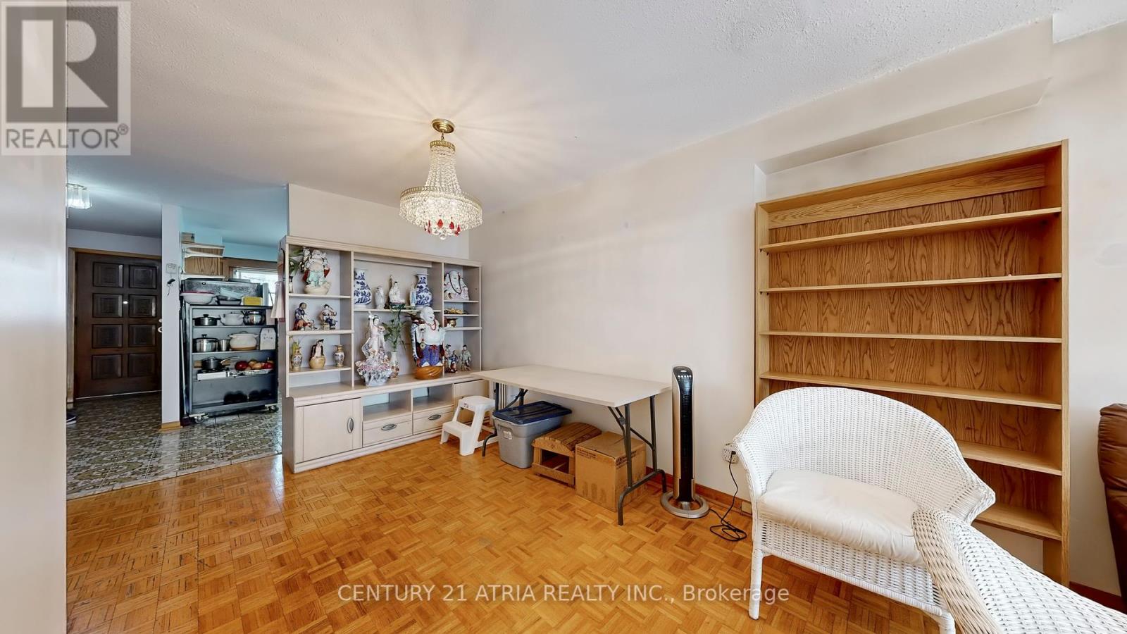 49 Noble Street, Toronto (Roncesvalles), Ontario  M6K 2C7 - Photo 10 - W12344334