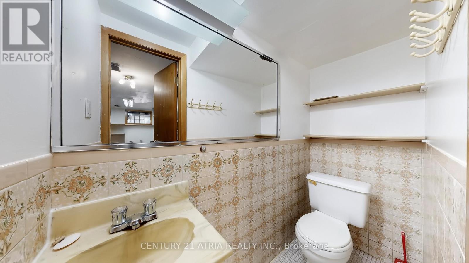 49 Noble Street, Toronto (Roncesvalles), Ontario  M6K 2C7 - Photo 35 - W12344334