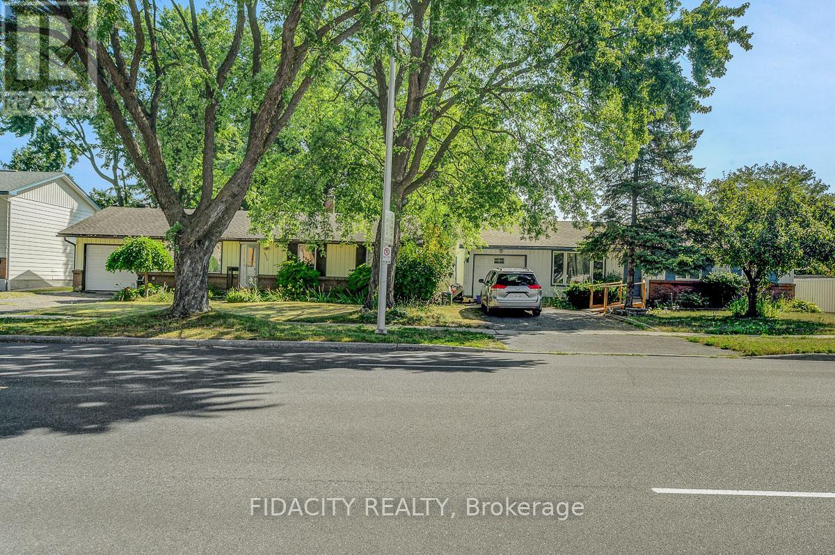 2336 And 2338 Ogilvie Road, Ottawa, Ontario  K1J 7N6 - Photo 4 - X12344470