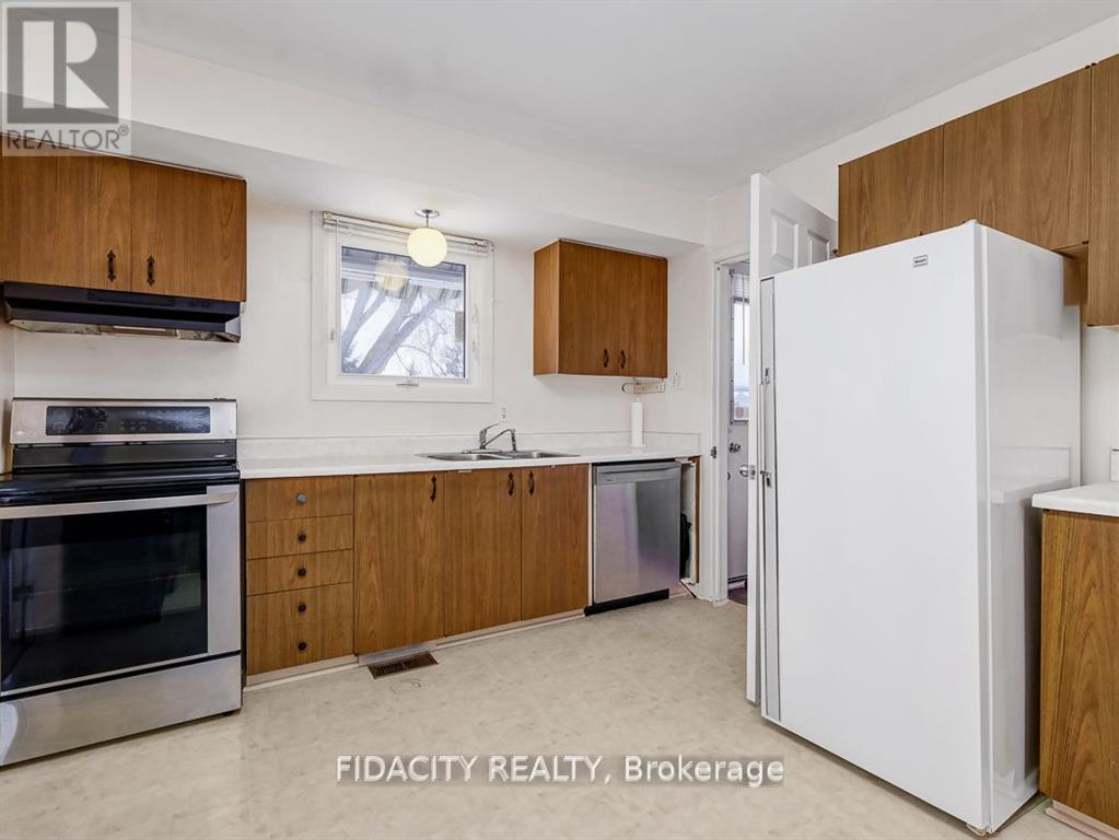 2336 And 2338 Ogilvie Road, Ottawa, Ontario  K1J 7N6 - Photo 9 - X12344470