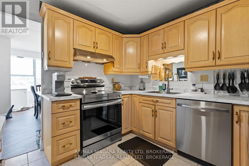 201 - 7 Gale Crescent, St. Catharines, Ontario  L2R 7M8 - Photo 6 - X12344543