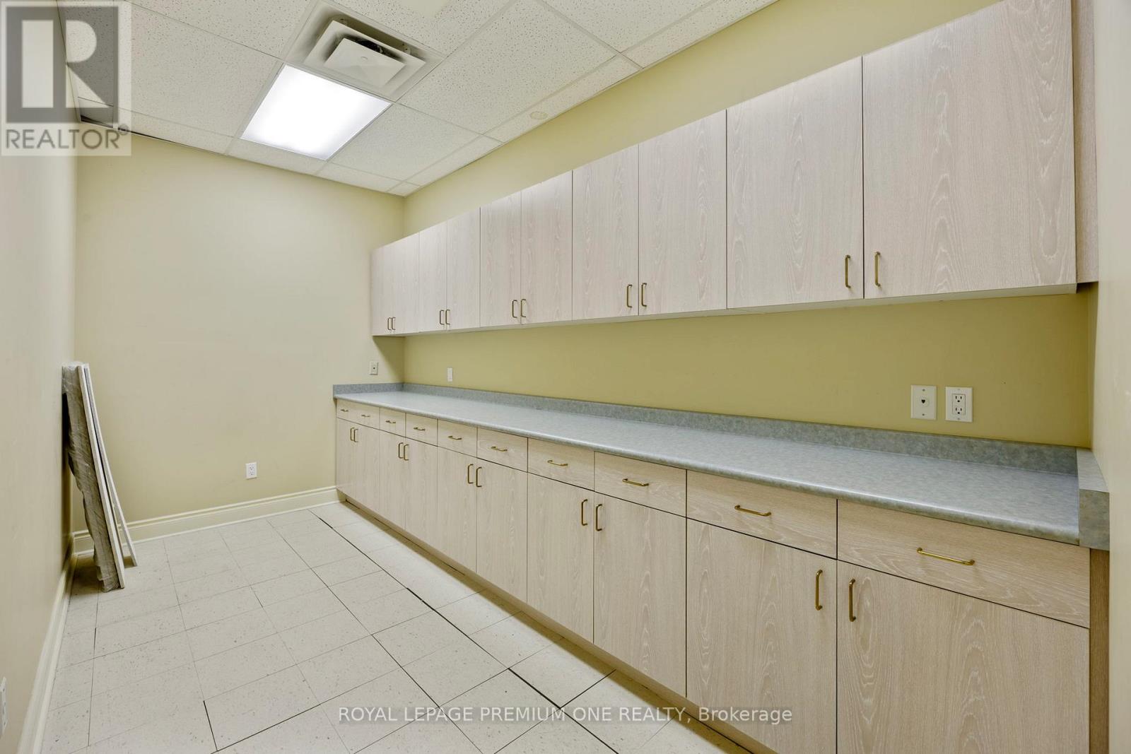 4994 King Street, Lincoln, Ontario  L3J 0R5 - Photo 37 - X12344433