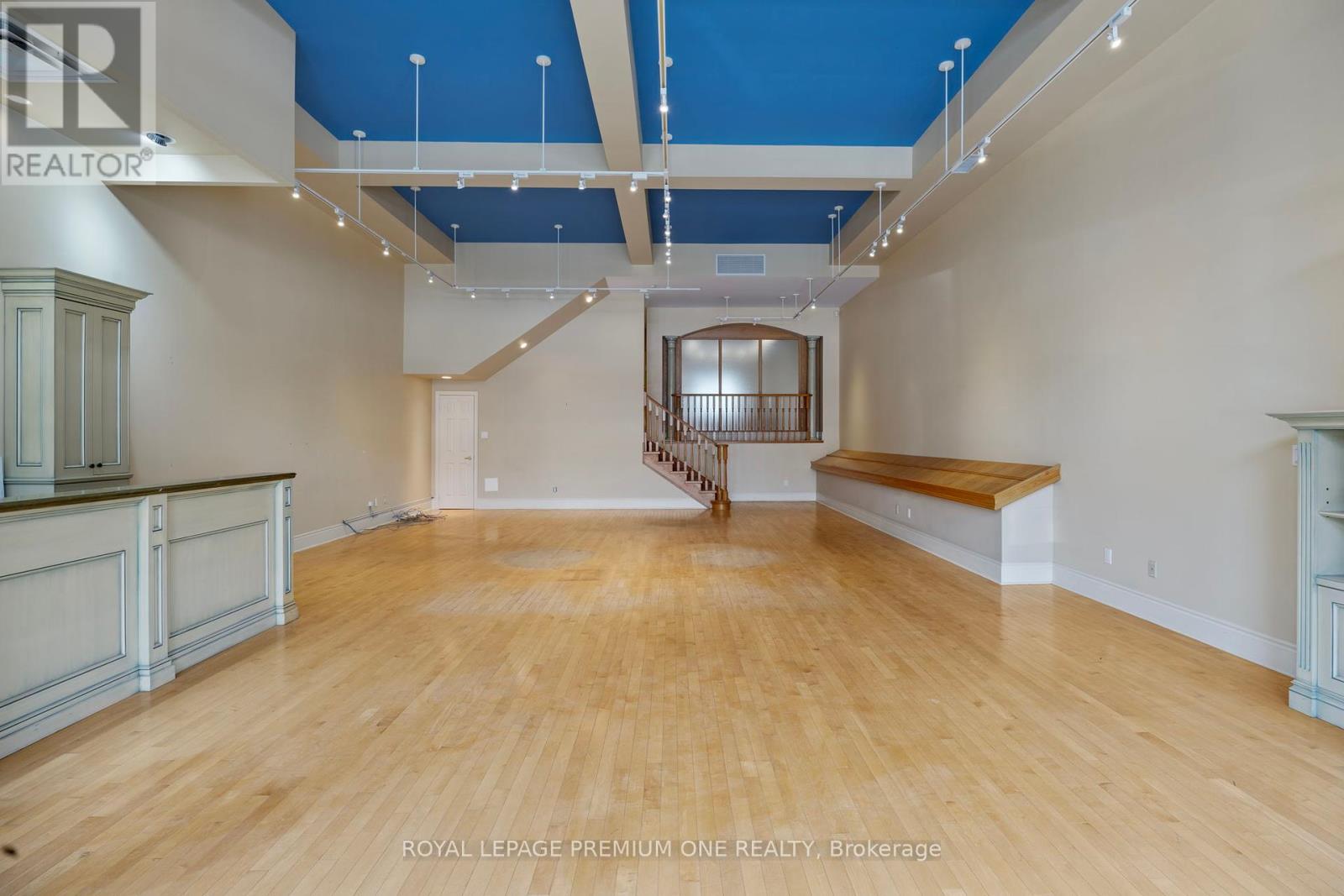 4994 King Street, Lincoln, Ontario  L3J 0R5 - Photo 7 - X12344433