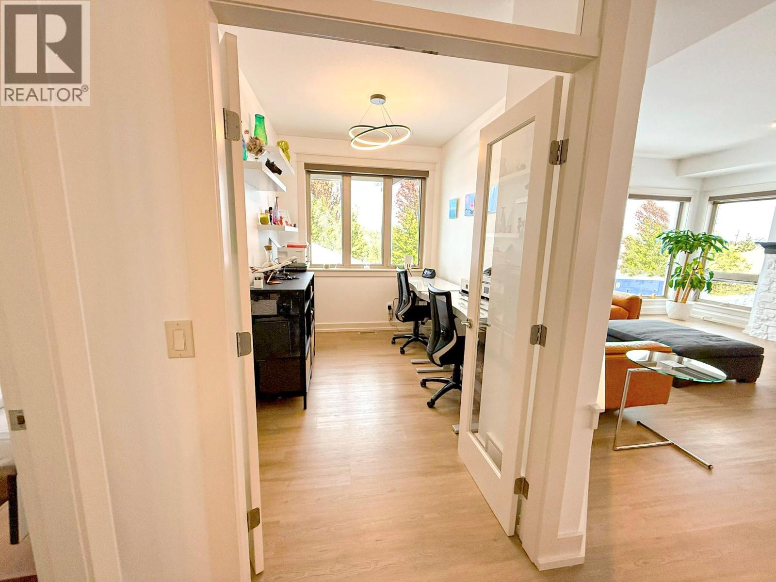 253 Dormie Place, Vernon, British Columbia  V1H 1Y5 - Photo 37 - 10359407