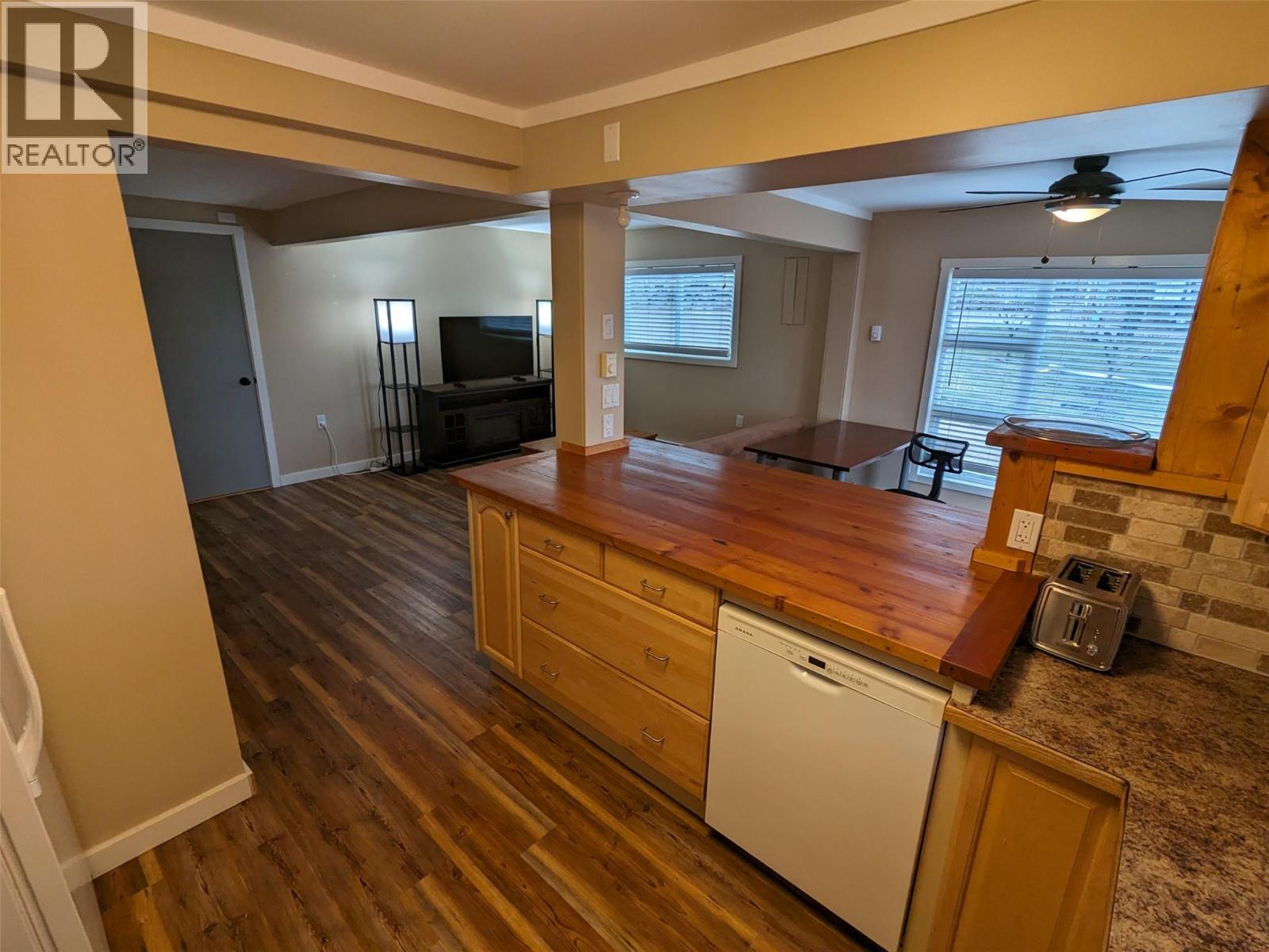 15818 Old Mission Road, Lake Country, British Columbia  V4V 2G8 - Photo 51 - 10358802