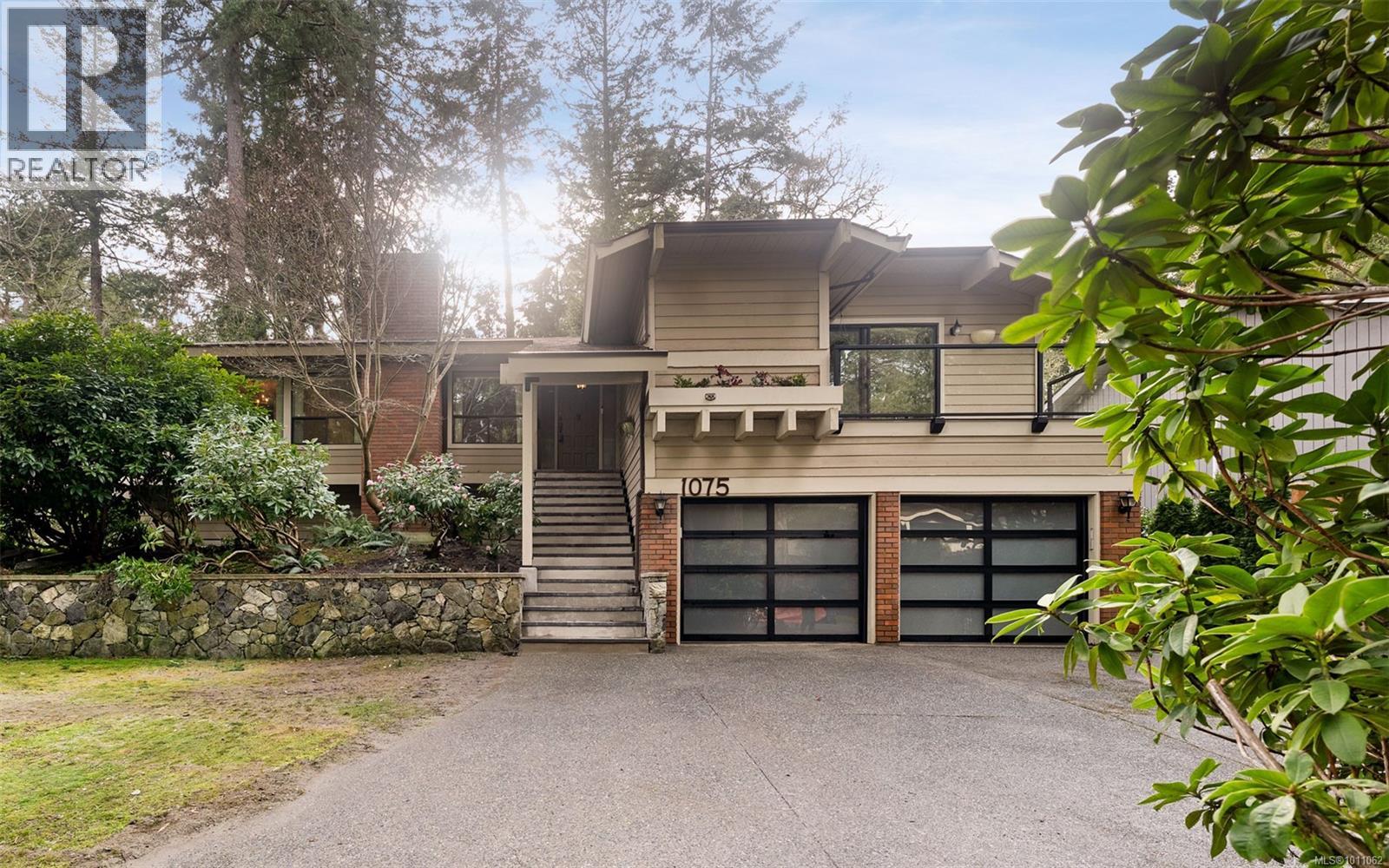 Property at 1075 Quailwood Pl image 2