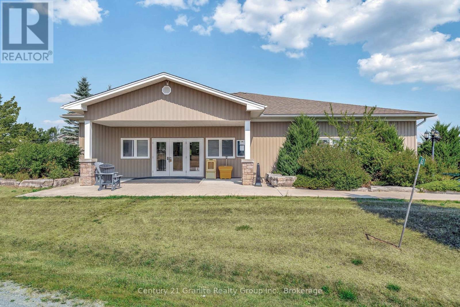 58 Creekside Circle, Kawartha Lakes, Ontario  K0M 1L0 - Photo 33 - X12344492