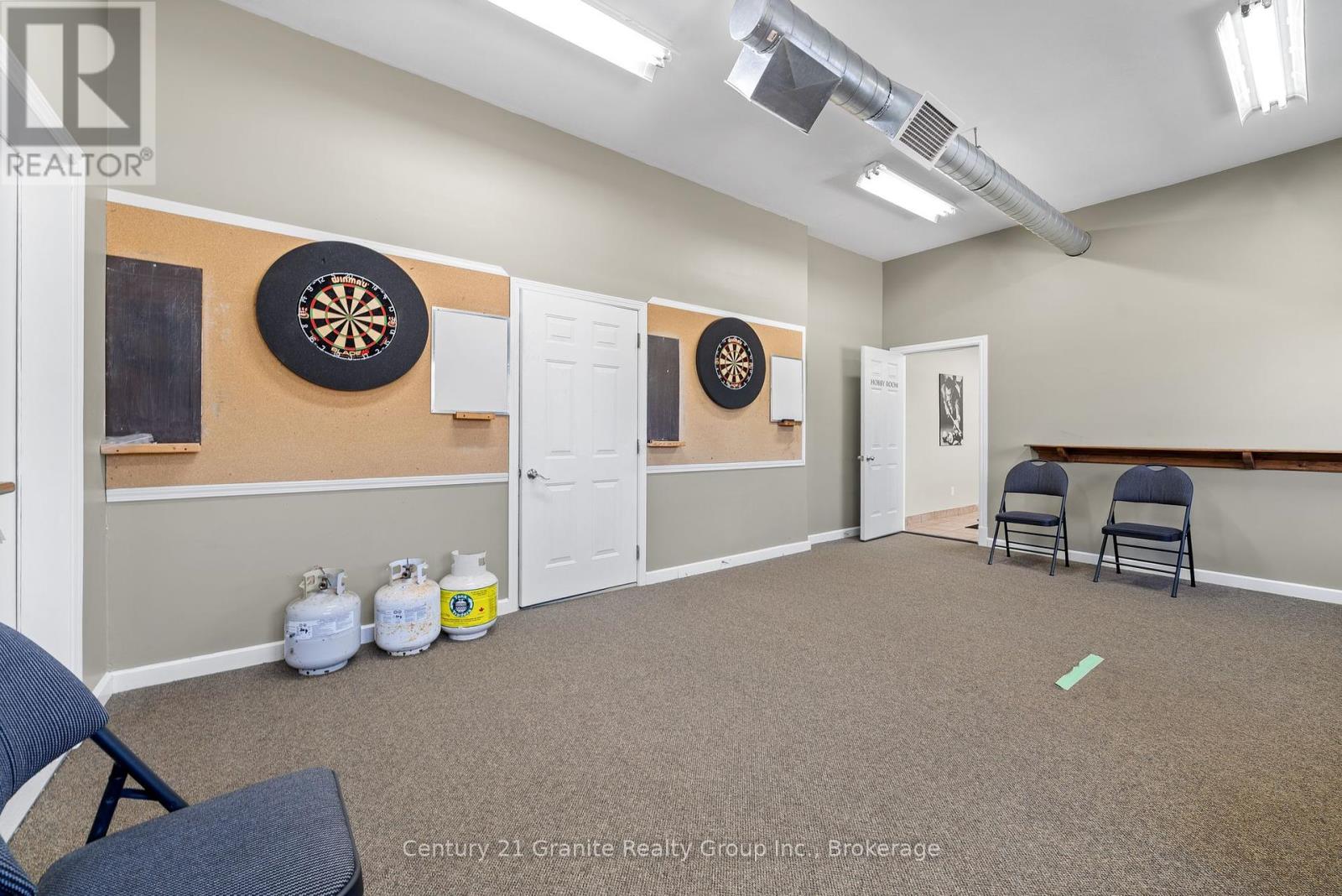 58 Creekside Circle, Kawartha Lakes, Ontario  K0M 1L0 - Photo 44 - X12344492